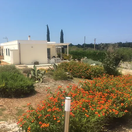Carola Bed and breakfast 3*