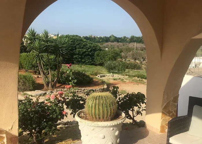 Carola Bed & Breakfast 3*