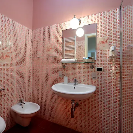 Carola Bed and Breakfast 4*