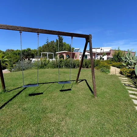 Carola Oda ve Kahvaltı